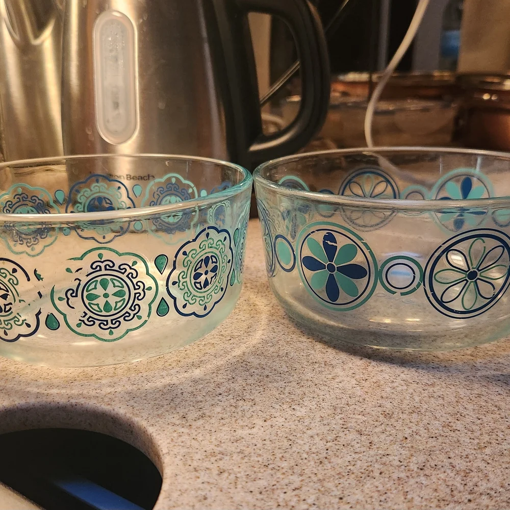 Elegant Glass with Blue and‎ Green Motifs